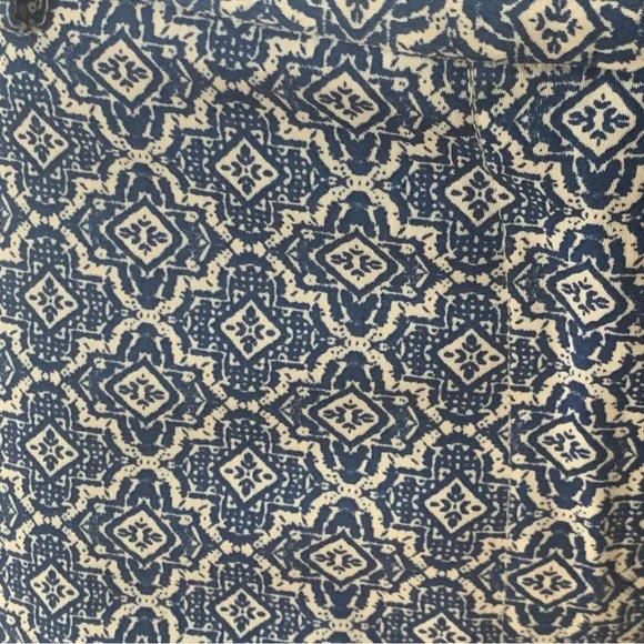 PURE COLLECTION Geo Print Cotton Capri Pants Blue and White - Picture 7 of 16